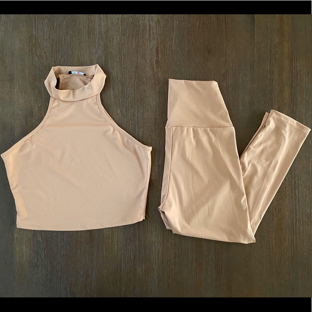 WOMEN’S FASHION NOVA TWO-PIECE SET